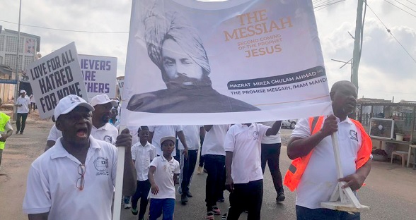 • Members of the mission on the health and preaching walk