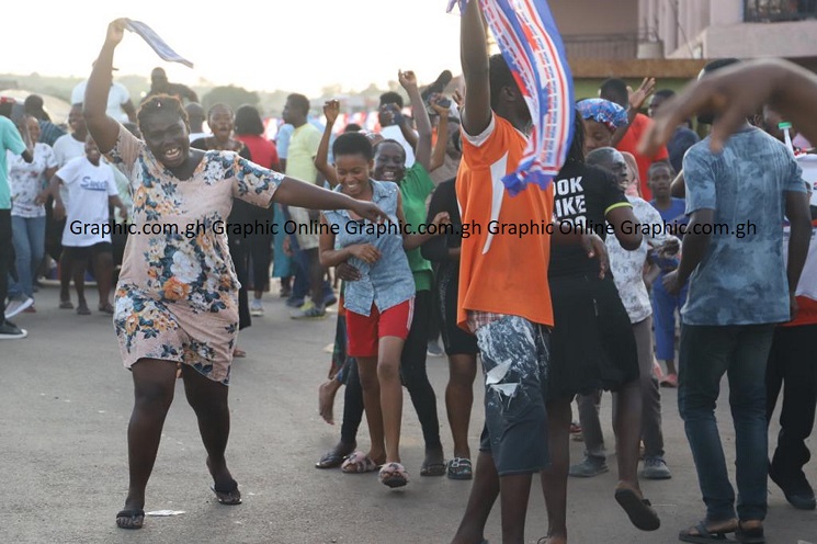 Kumawu by-election: NPP supporters in jubilatory mood during counting of ballots