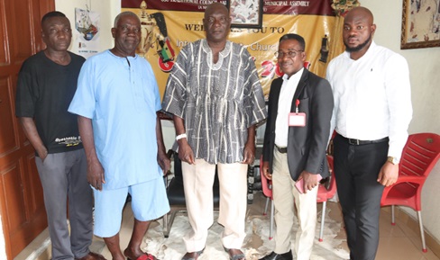 Emmanuel Arthur (2nd from right), Corporate Communication Manager, GCGL, with Nii Tetteh Adjabeng II (middle), Adabraka Atukpai Mantse, Nii Addey (2nd from left), an Elder of the Adabraka Atukpai Stool, and some other officals after the meeting. Picture: ELVIS NII NOI DOWUONA