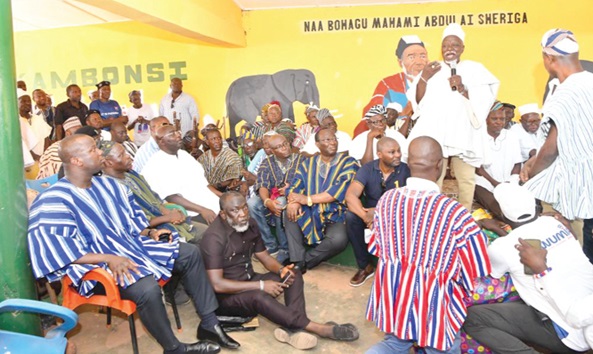The Chief Linguist (standing right) speaking on behalf of Naa Abdulai Mahami Shariga, Overlord of Mamprugu, during Vice-President Dr Mahamudu Bawumia's visit