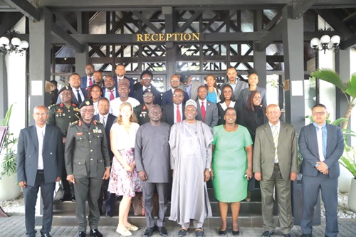 Benito Owusu-Bio (4th from left), Sivine Jansen (3rd from left) and Major General Kotia (2nd from left) with the participants. Picture: DELLA RUSSEL OCLOO