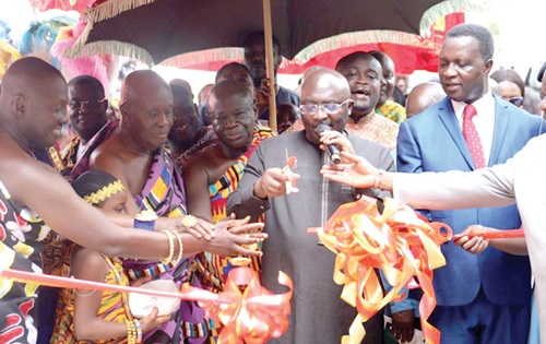 The Siriboe Institute of Agribusiness and Skills Development. Inset:  Dr Bawumia (2nd from right) being supported by Dr Yaw Osei Adutwum (right), Education Minister; Nana Otuo Siriboe II (2nd from left), Omanhene of Juaben, and Yaw Sarpong Siriboe (left) to inaugurate the building