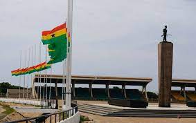 Theresa Kufuor: Ghana flags fly at half mast