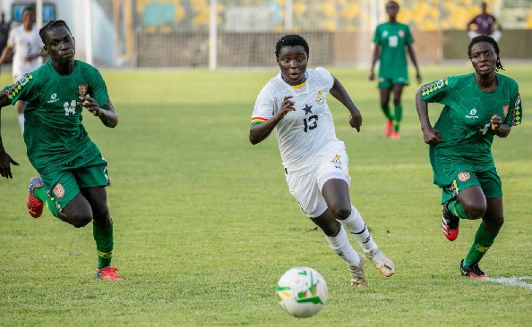 Helen Alormenu (middle) scored Ghana's third goal