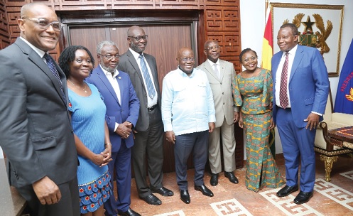 President Akufo-Addo (4th from right) with a delegation from the Ghana College of Physicians and Surgeons after a meeting at the Jubilee House. Picture: SAMUEL TEI ADANO