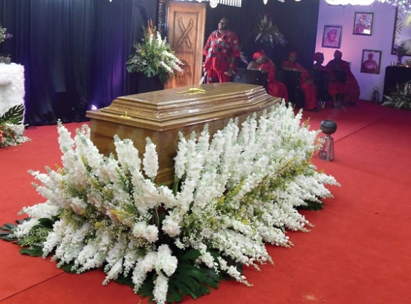 The coffin containing the remains of the Queenmother of the Ga State