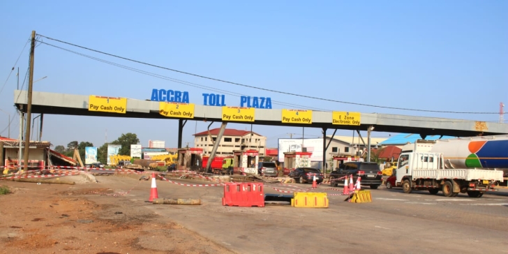 Abandoned tollbooths on Accra-Tema motorway being removed at GH¢1million