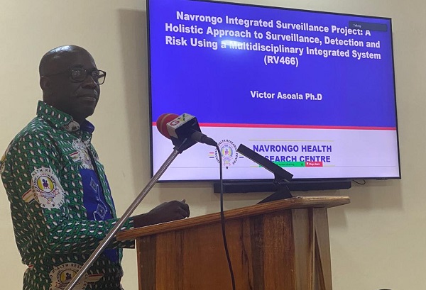Dr Victor Asoala, making a presentation on health surveillance 