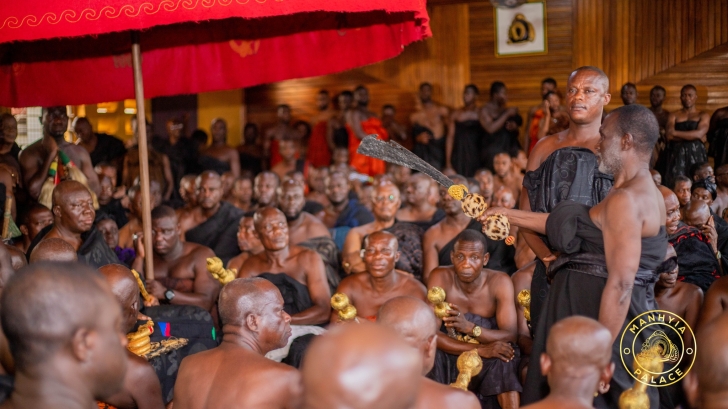Otumfuo destools Offinsohemaa Nana Ama Serwaa Nyarko on grounds of insubordination