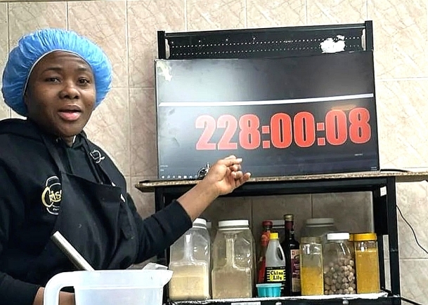 Nigerian Chef surpasses Chef Failatu's Cookathon attempt, aims for 432 hours of cooking 