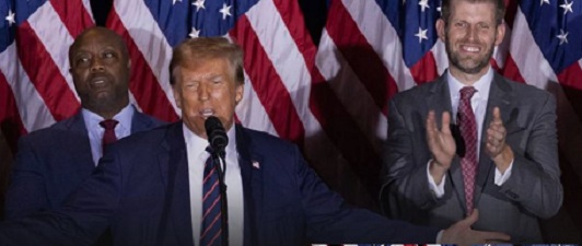Donald Trump (middle) during one of his rallies