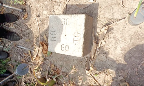 A boundary pillar was constructed in 1929 and reaffirmed in 1977 A boundary pillar was constructed in 1929 and reaffirmed in 1977