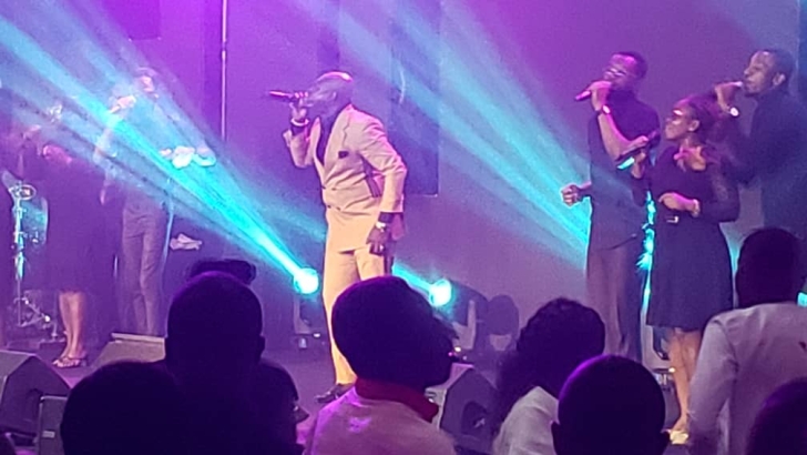 MTN Stands In Worship Concert