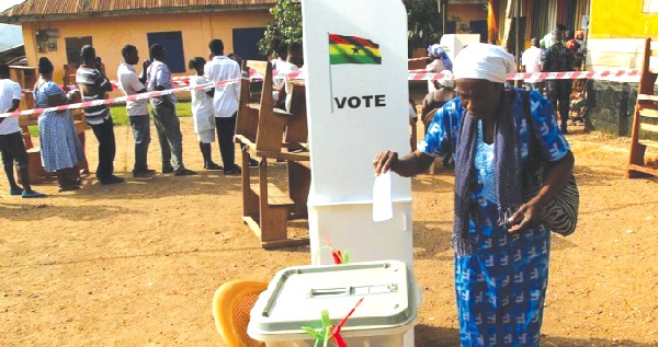 Electorate in a queue to cast their vote