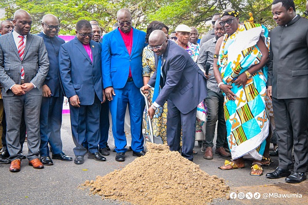 Vice President Dr Mahamudu Bawumia has cut the sod for the construction of a four-storey, 200-bed hostel for the Trinity Theological Seminary in Accra. 