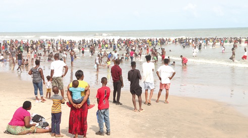 Some of the holidaymakers as captured at the La Akapoko Beach in Accra. Picture: ELVIS NII NOI DOWUONA 