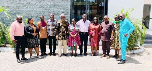 Members of the GJA 75th anniversary committee with Sir Sam Jonah (5th from right)