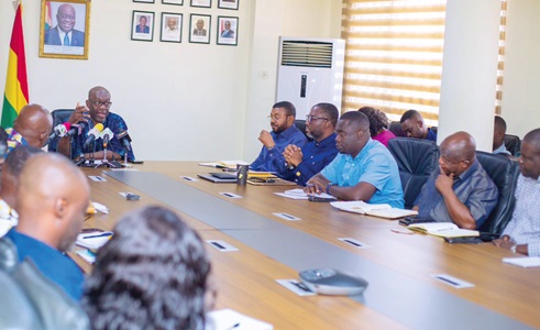  Kojo Oppong Nkrumah, Minister of Works and Housing, addressing participants  in a meeting in Accra 