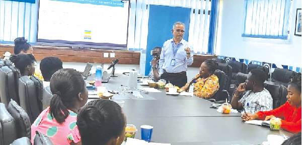 Ramesh Bhusal making the presentation at the Media Cafe organised by UNICEF