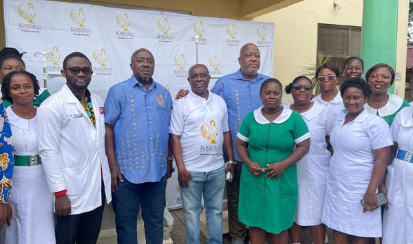 Officials from Kokrokoo Charities Foundation together with Mr. Richard Quansah, owner of R&amp;B Farms and Richie Plantations Limited and the hospital staff after the presentation of the two infant incubators to the Swedru hospital