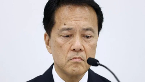 Nomura CEO Kentaro Okuda will take a voluntary short-term pay cut