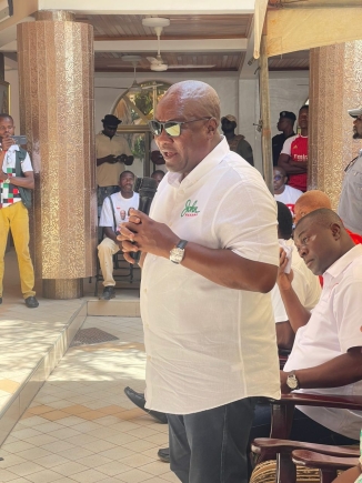 Mahama rounding up campaign in Ashanti, calls on Juabenhene, attends Ejisu mini rally before heading to Accra for Madina rally