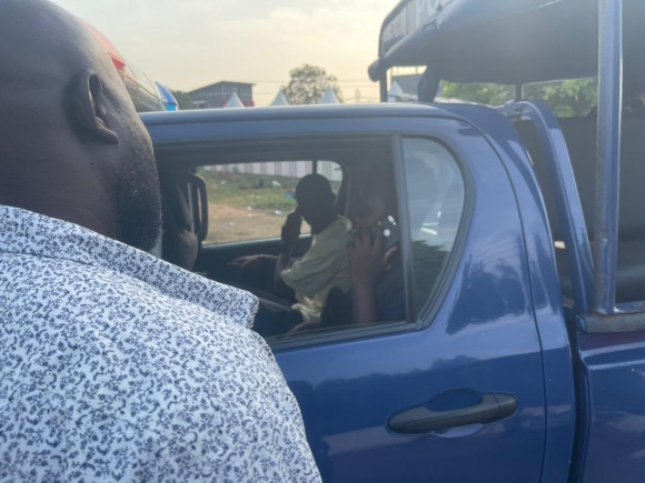 La: Police and Military intervene to prevent brawl at Tse Addo Polling Station