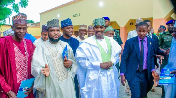 Sokoto State Governor, Ahmed Aliyu (second right) and other officials at the commissioning of Tahsinul Quran Islamiyya and a mosque at Runjin Sambo, Sokoto on Friday
