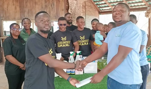 Gorilla Moverz Ghana donates GH₵5,000 and PPEs to Accra Zoo