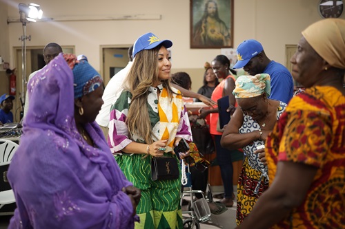 1win Brings Christmas Comfort to Cancer Patients in Ghana