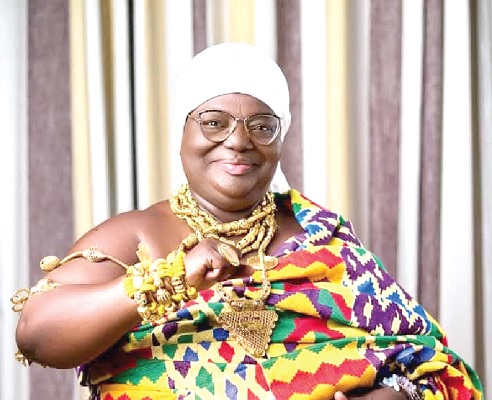 Nana Akosua Dua  Asor Sika Brayie II,  Queenmother of the Sunyani Traditional Area