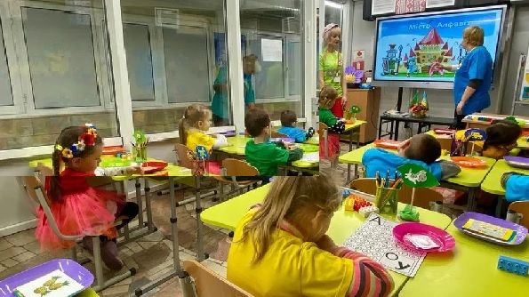 Ukraine: How Russia's war is changing childhood in Ukraine