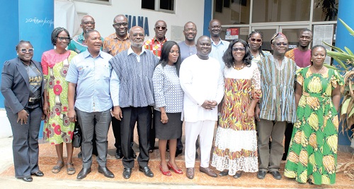Albert Kwabena Dwumfour (4th from right), President, Ghana Journalists Association, Charlotte Morgan-Asiedu (3rd from right), Chief Director, Ministry of Information; Prof. Amin Alhassan (2nd from right), Director-General, GBC, Godwin Avenorgbo (4th from left), Chairman of the GJA 75th Anniversary Planning Committee, and Kobby Asmah (3rd from left), immediate past Editor, Graphic and member of the National Media Commission, with members of the GJA 75th Anniversary Planning Committee. Picture: ESTHER ADJORKOR ADJEI