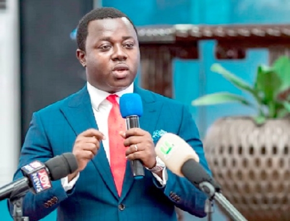 'Leadership vacuum at Defence Ministry leaves Ghana exposed' - Defence Committee Ranking Member warns