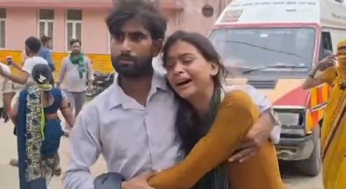 Dozens killed in India crowd crush