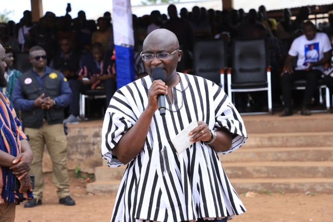 Compare NPP, NDC records ahead of December elections - Bawumia to voters