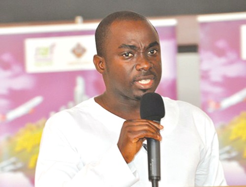 Michael Nyinaku — Former Beige bank boss
