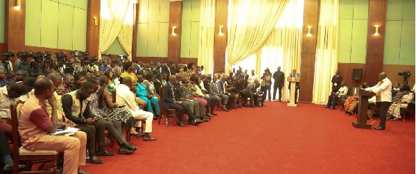 Presidential Media Encounters: A neglected tradition
