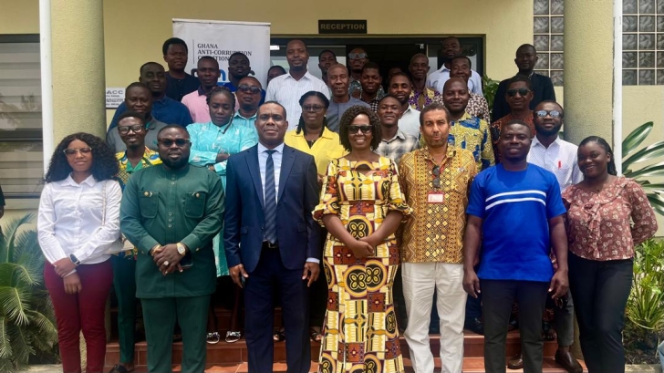 Dr Osae, Director-General of the Internal Audit Agency (Third from left), Beauty Emefa Narteh, Executive Secretary of the Ghana Anti-Corruption Coalition and some of the participants