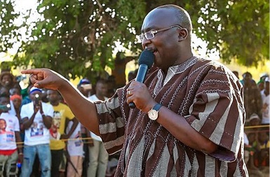 Bawumia storms Mahama's hometown for campaign engagements