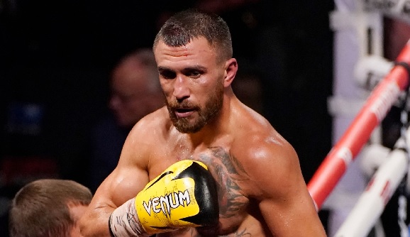 Vasiliy Lomachenko looking to bounce back strongly next year