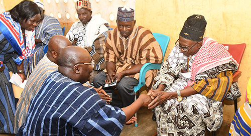 Naa Imoru Nandon Gomah II (right) welcoming Dr Mahamudu Bawumia to his palace