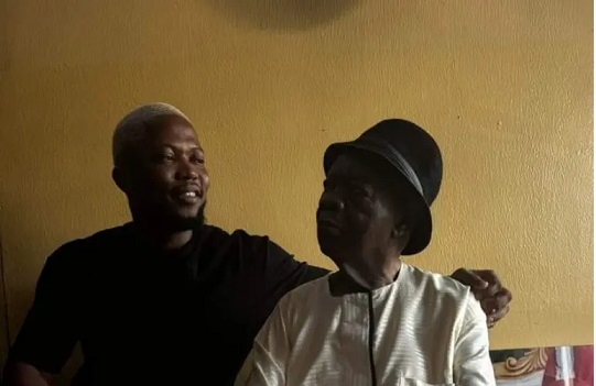 Brain Jotter meets ‘Gwo Gwo Gwo Ngwo’ singer Mike Ejeagha after song went viral