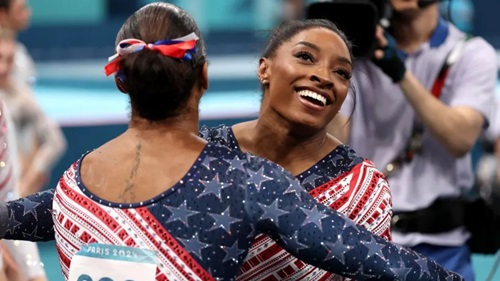 Olympics: Simone Biles inspires USA to gymnastics team gold
