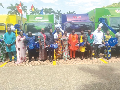The award winners and management of Nestle Ghana after the presentation