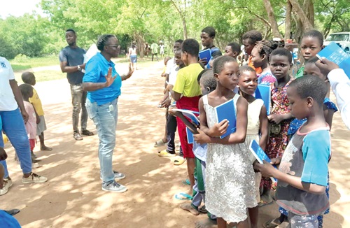  Evelyn Offeibea Baddoo, Communications Specialist of UNICEF, interacting with some of the learners at Sihu-Norfegali
