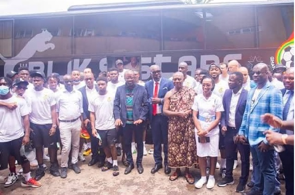 The Black Stars toured the Komfo Anokye Teaching Hospital on Tuesday