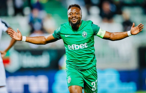 Bernard Tekpetey to decide on international future before pre-season