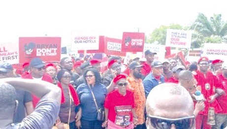  Demonstrators on June 19, 2024  to halt the sale of SSNIT's shares in hotels
