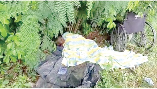 Sad! She was left lonely and miserably to die in the open without anyone stepping out to help 